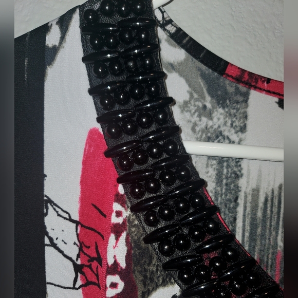 Avenue Beaded Blouse - Picture 4 of 7